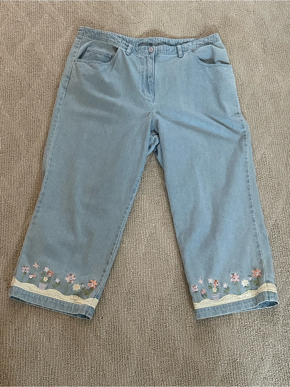 Christopher & Banks Embroidered Floral Capri Crop Jeans Light Wash